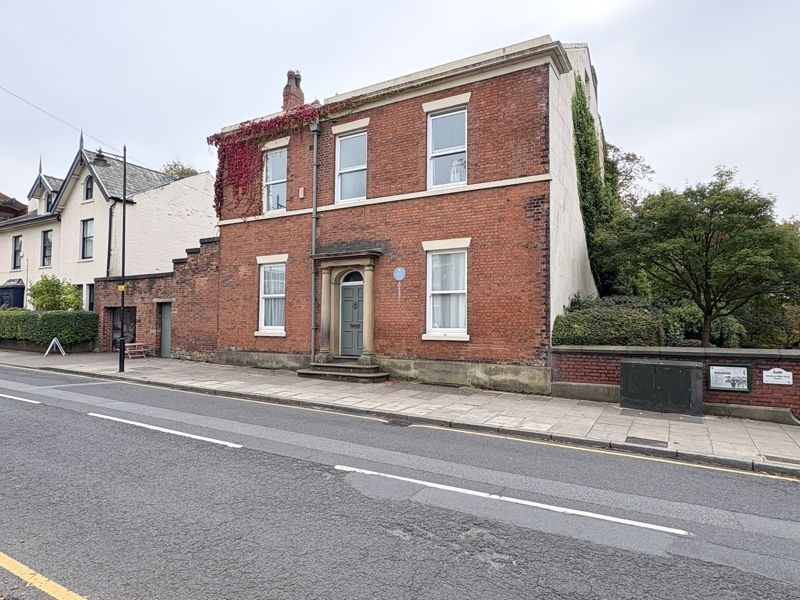 Period property beside Avenham Park in Preston